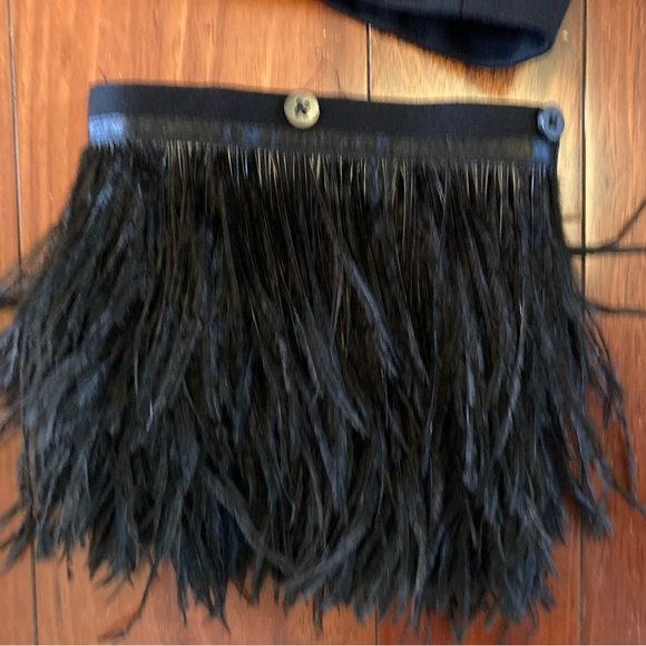 Chico’s women’s black blazer size 16 (Chico’s size 3 )detachable feather cuffs